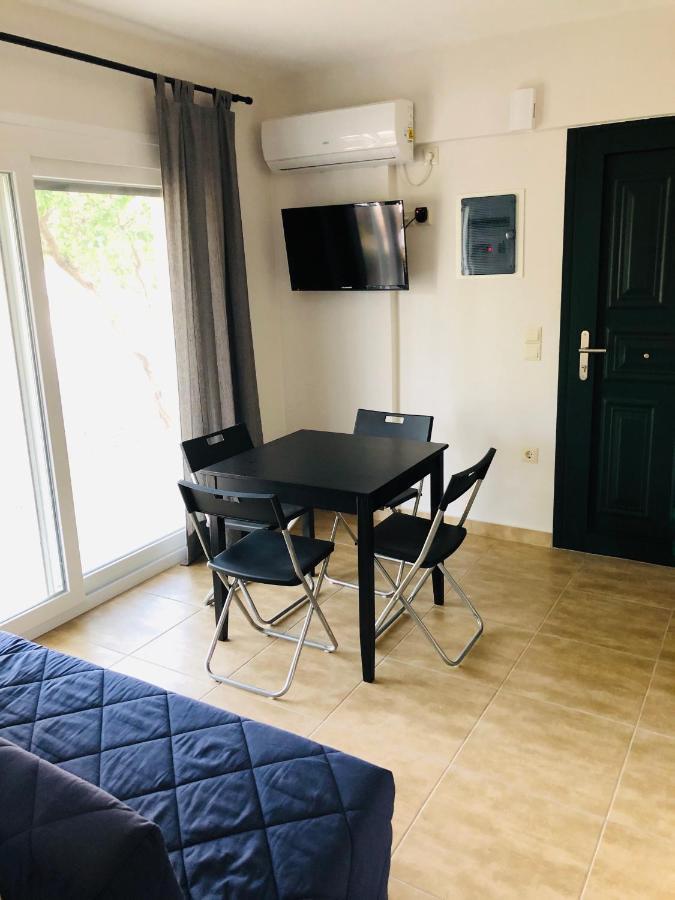 Ionian White Apartments Лефкада Экстерьер фото